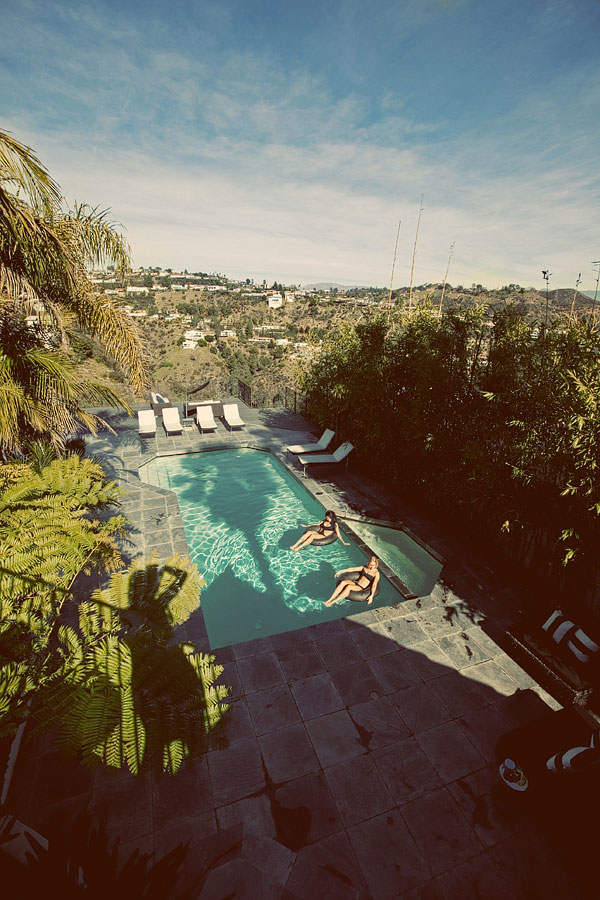pool_scene_july_robin_roemer