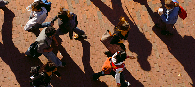 banner-visiting-students