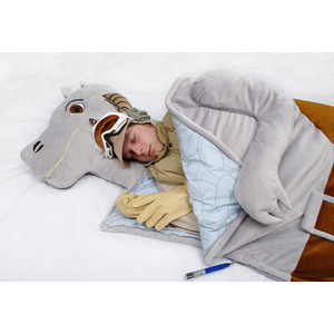 bb2e_tauntaun_sleeping_bag