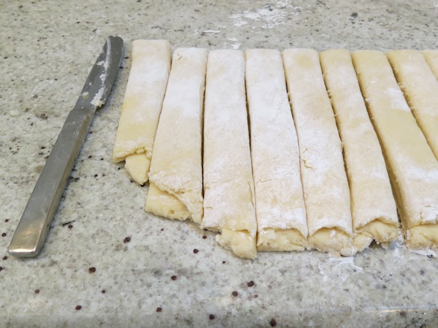 Cut lightly if you're not using a cutting board otherwise your dad will yell at you for fucking up his granite counter tops. #truelife #suburbandiaries #livingthedream