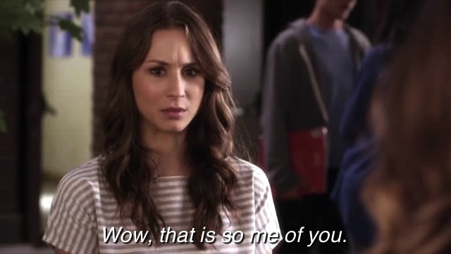 If Emily starts acting like Spencer does that mean that pretty soon Spencer will start acting like Emily? We can only hope.