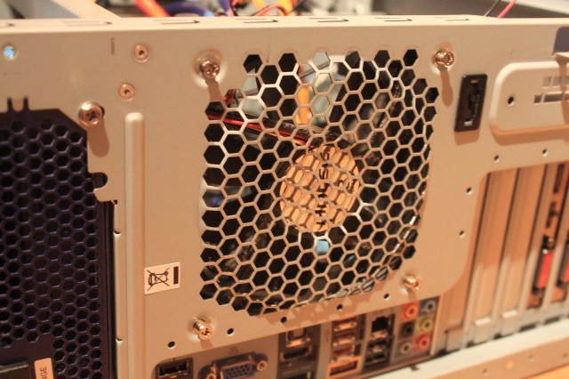 2-52_case_fan_install