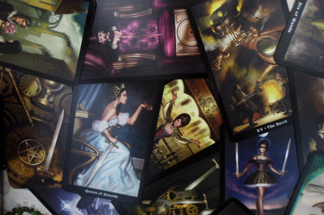 Steampunk Tarot via via samhainmoon.blogspot.com