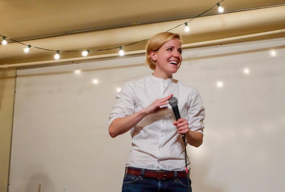 hannah-hart-2-by-taylor