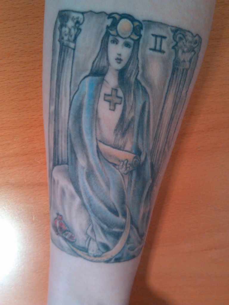 Hilary_High_Priestess_tarot_tattoo