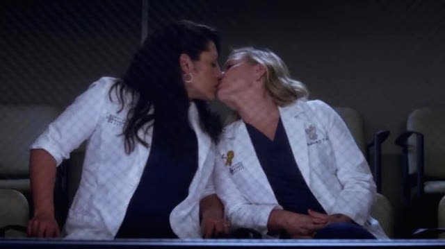 no breasts were touched during this episode of grey's anatomy.