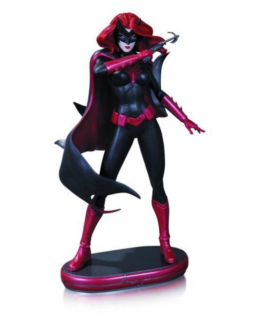 toys_batwomanstatue