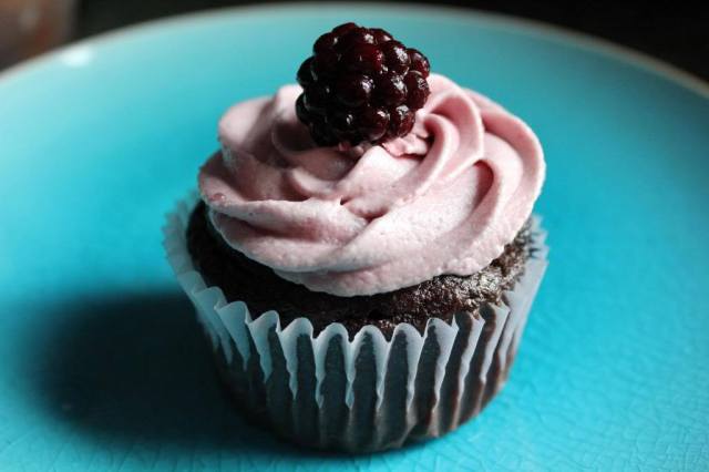 Red wine frosting