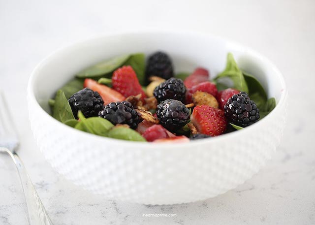 Nuts-about-berries-salad