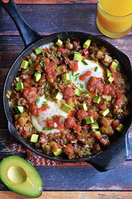 chorizo-green-chile-breakfast-skillet