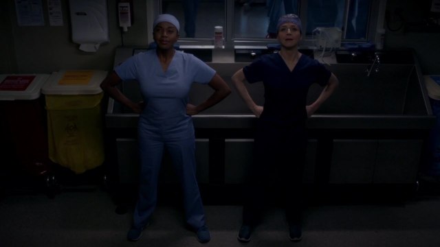 greys 1114 moving my hips like yeah