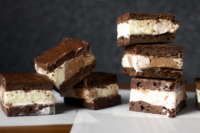 brownie-ice-cream-sandwiches