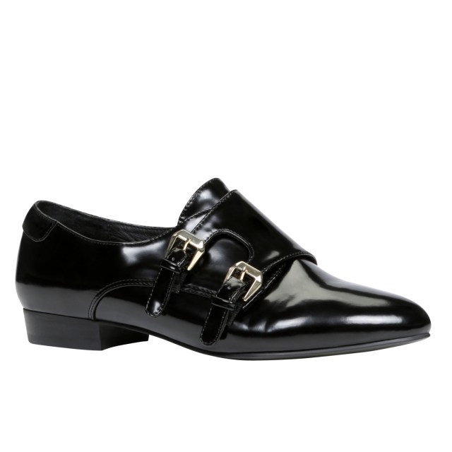 Aldo grandora flats (http://www.aldoshoes.com/ca/en/p/34599621-96?cm_mmc=Affiliate-_-LS1-_-15-_-UBAokkJVcos&utm_source=affiliate&utm_medium=affiliate&utm_campaign=linkshare&siteID=UBAokkJVcos-Erx9W_pNl6fIvye2DZKWhA&viewAll=false)