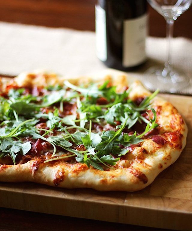 Prosciutto and Arugula Pizza