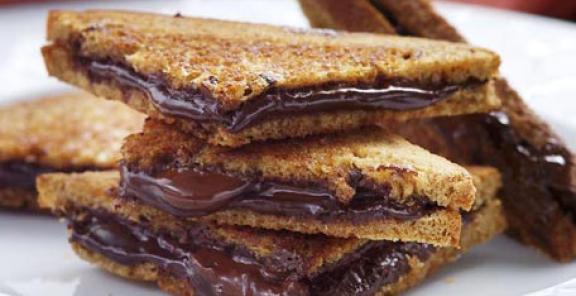 grilled-dark-chocolate-sandwich_456X342