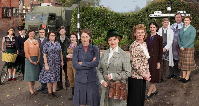 ITV STUDIOS PRESENTS HOME FIRES EPISODE 1 Pictured L-R: DAISY BADGER as Claire Hillman, MIKE NOBLE as Spencer Bradley, FRANCES GREY as Erica Campbell, ED STOPPARD as Will Campbell, CLAIRE RUSHBROOK as Pat Simms, BRIAN FLETCHER as Little Stan Farrow, CLARE CALBRAITH as Steph Farrow, RUTH GEMMELL as Sarah King, FRANCESCA ANNIS as Joyce Cameron, SAMANTHA BOND as Frances Barden, LEANNE BEST as Teresa Stockwood, WILL ATTENBOROUGH as David Brindsley, DANIEL RYAN as Bryn Brindsley and CLAIRE PIRICE as Miriam Brindsley. Photographer: COLIN hUTTON. This image is the copyright of ITV and must be credited. The images are for one use only and to be used in relation to Home Firs, any further charge could incur a fee.