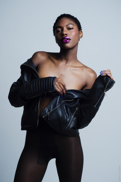 via dark skinned black beauty (Model: McKenzie // Photog: Joe Chea ( @Joe_Chea ) 