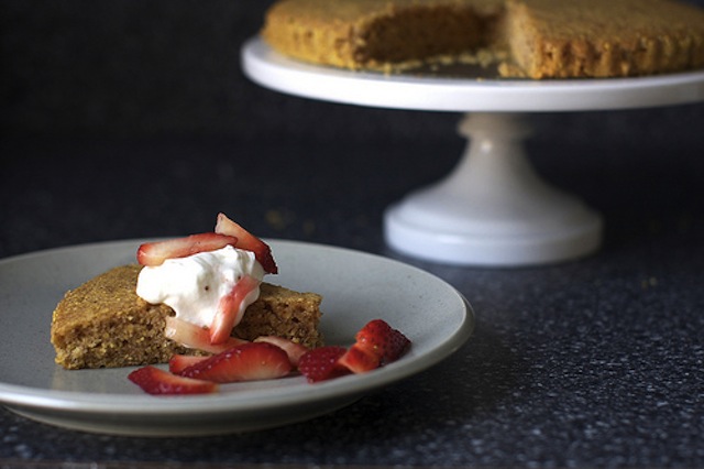 pecan-cornmeal-butter-cake