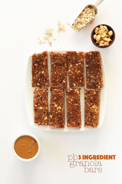 3-ingredient-Peanut-Butter-Granola-Bars