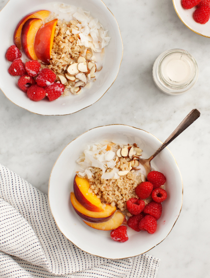 cinnamon-quinoa-breakfast-bowl