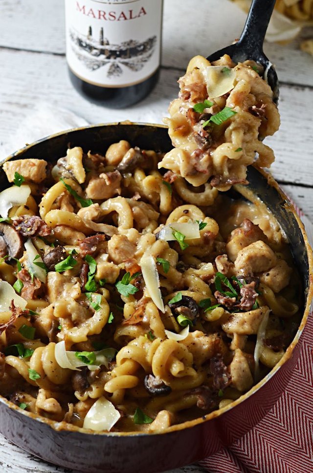 One Pot Creamy Chicken Marsala Pasta