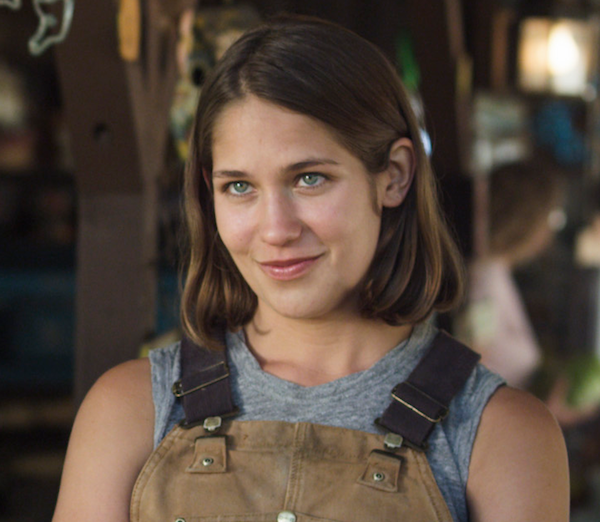 Lola Kirke in AWOL