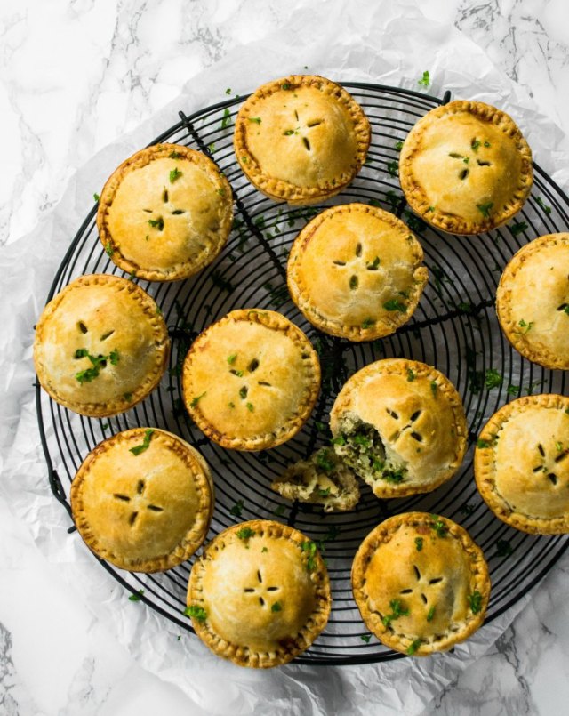 kale-pesto-cauliflower-picnic-pies-2