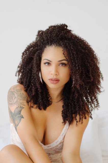 Gleide via womenofcolor.tumblr.com
