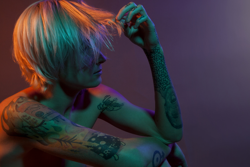 NSFW Sunday Feels Smug