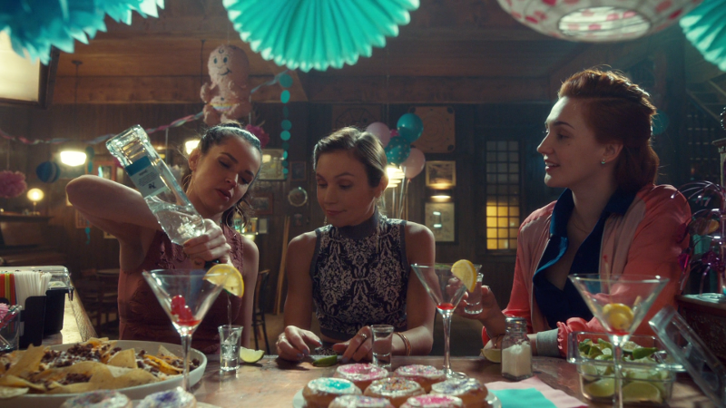 Rosita Waverly and Nicole sit at the bar at shorty's, having fun