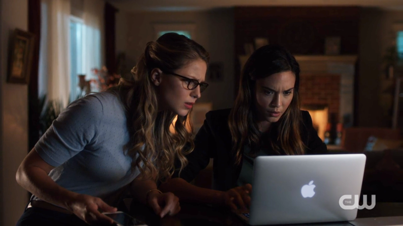 Sam and Kara sleuth away on the computer