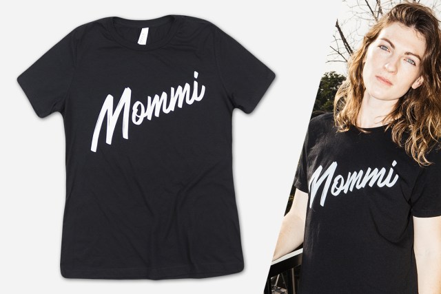 Autostraddle Merch Mommi Women's Tee