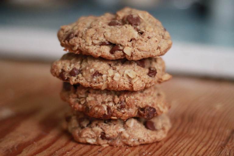 Femme Brûlée: Peanut Butter Chocolate Chip Oatmeal Cookies