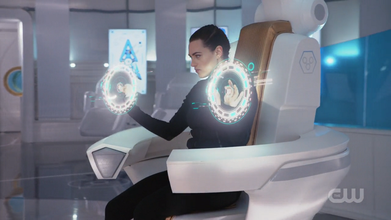 Lena takes control of the spaceship like a bamf