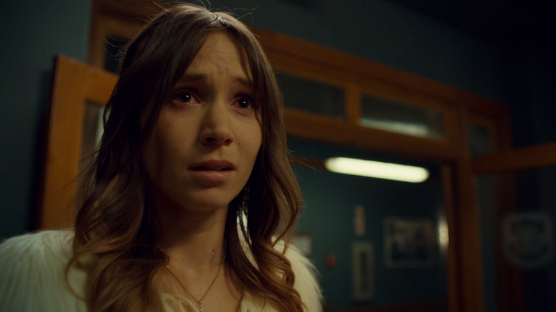 Waverly looks SO SAD IT HURTS