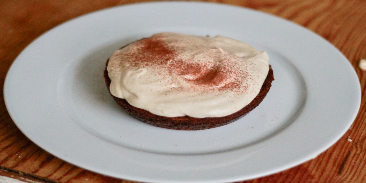 Femme Brûlée: Mini Chocolate Cake with Peanut Butter Cinnamon Frosting