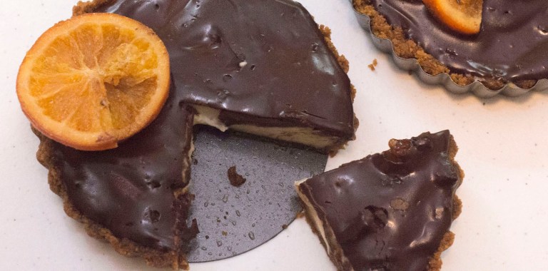 Make Easy No-Bake Vegan Orange Almond Cheesecake for Shavuot, Yum