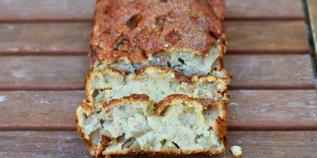 Femme Brûlée: Apple Spice Bread