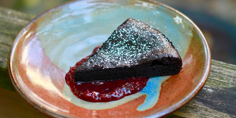 Femme Brûlée: Flourless Chocolate Cake
