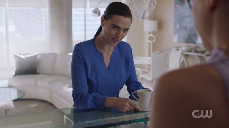 Lena smiles at Kara 