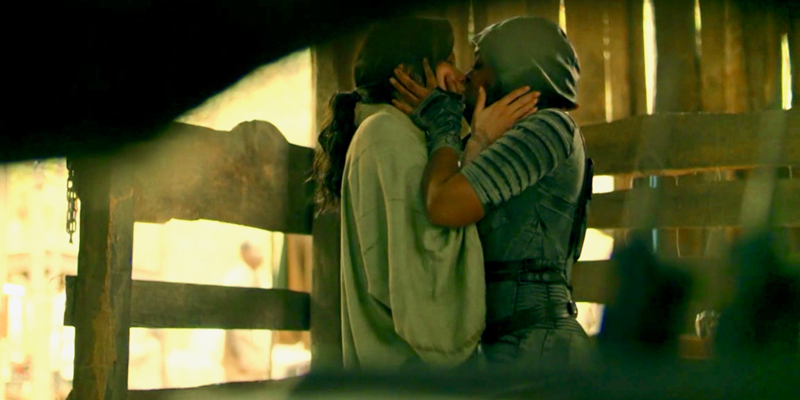 Boobs on Your Tube: Those Thunder Grace Kisses Are Sparking up Black Lightning!