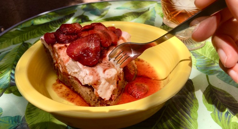 The Dyke Kitchen: Strawberry Pie For Repeat Juneteenth