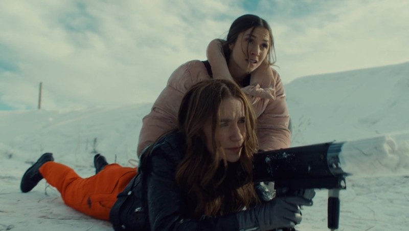 Earp sisters in the snow with a tshirt cannon