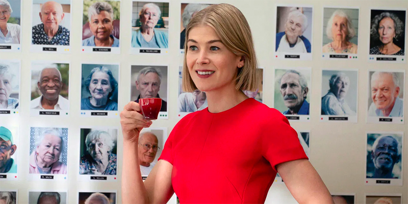 Rosamund Pike in I Care A Lot