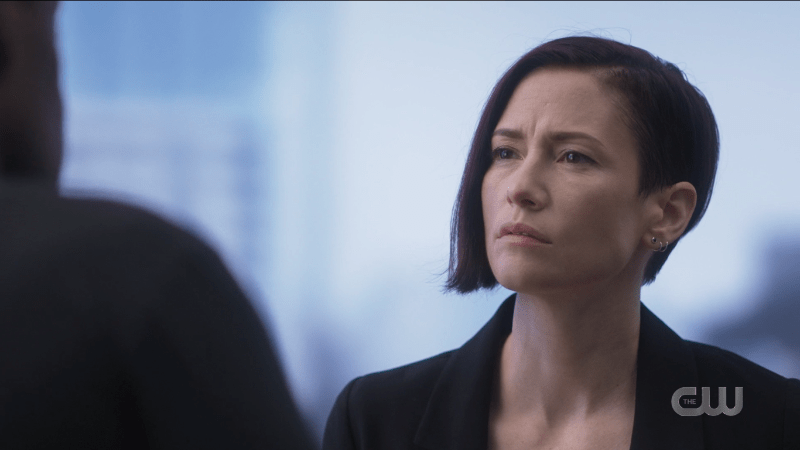 Supergirl recap: Alex looks incredulous. 