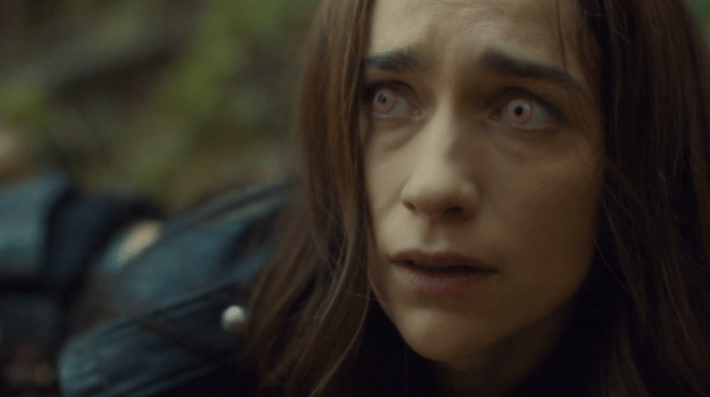 Wynonna and her white and red eyes looks scared.