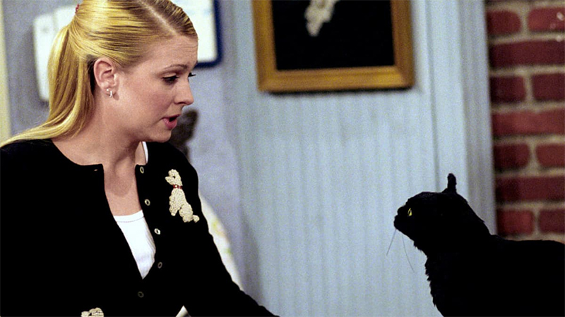 Salem and Sabrina chat on Sabrina the Teenage Witch