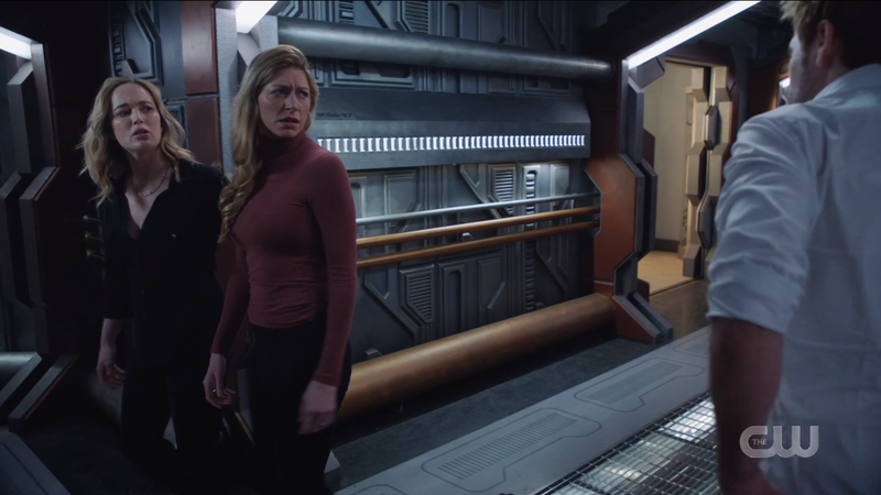 Captains Avalance Storm around the Waverider