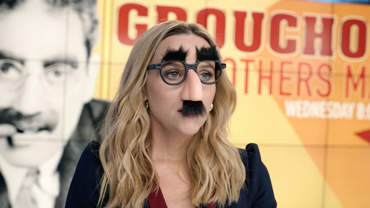 Reese Witherspoon in Groucho Marx Glasses
