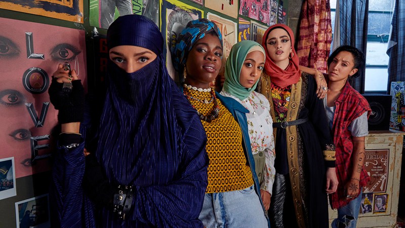 WE ARE LADY PARTS -- Season: 1 -- Pictured: (l-r) Lucie Shorthouse as Momtaz, Faith Omole as Bisma, Anjana Vasan as Amina, Juliette Motamed as Ayesha, Sarah Kameela Impey as Saira --